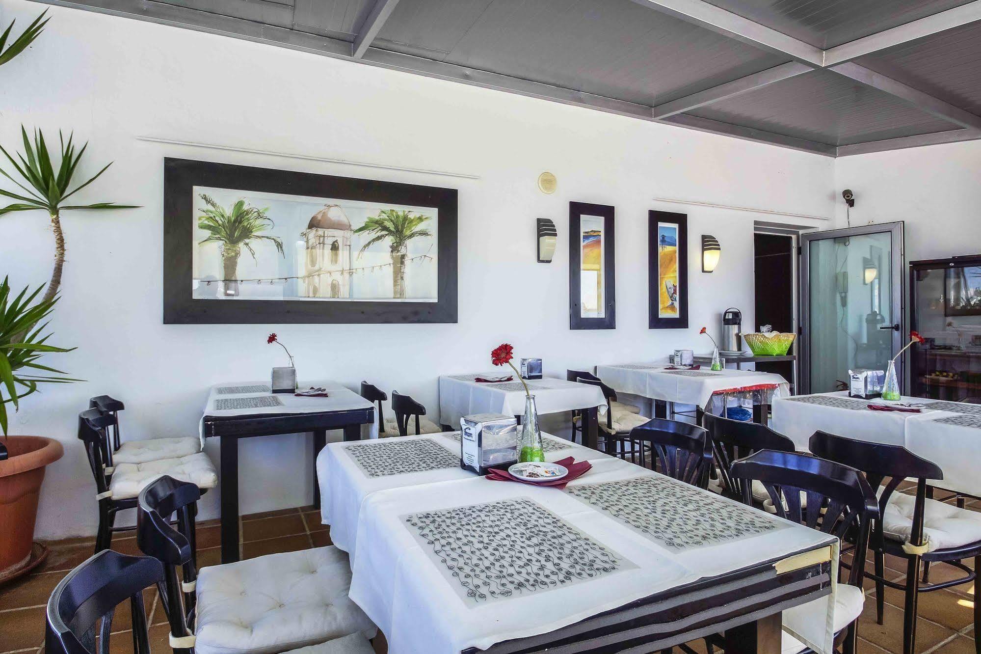 Hostal Campito Conil De La Frontera Buitenkant foto